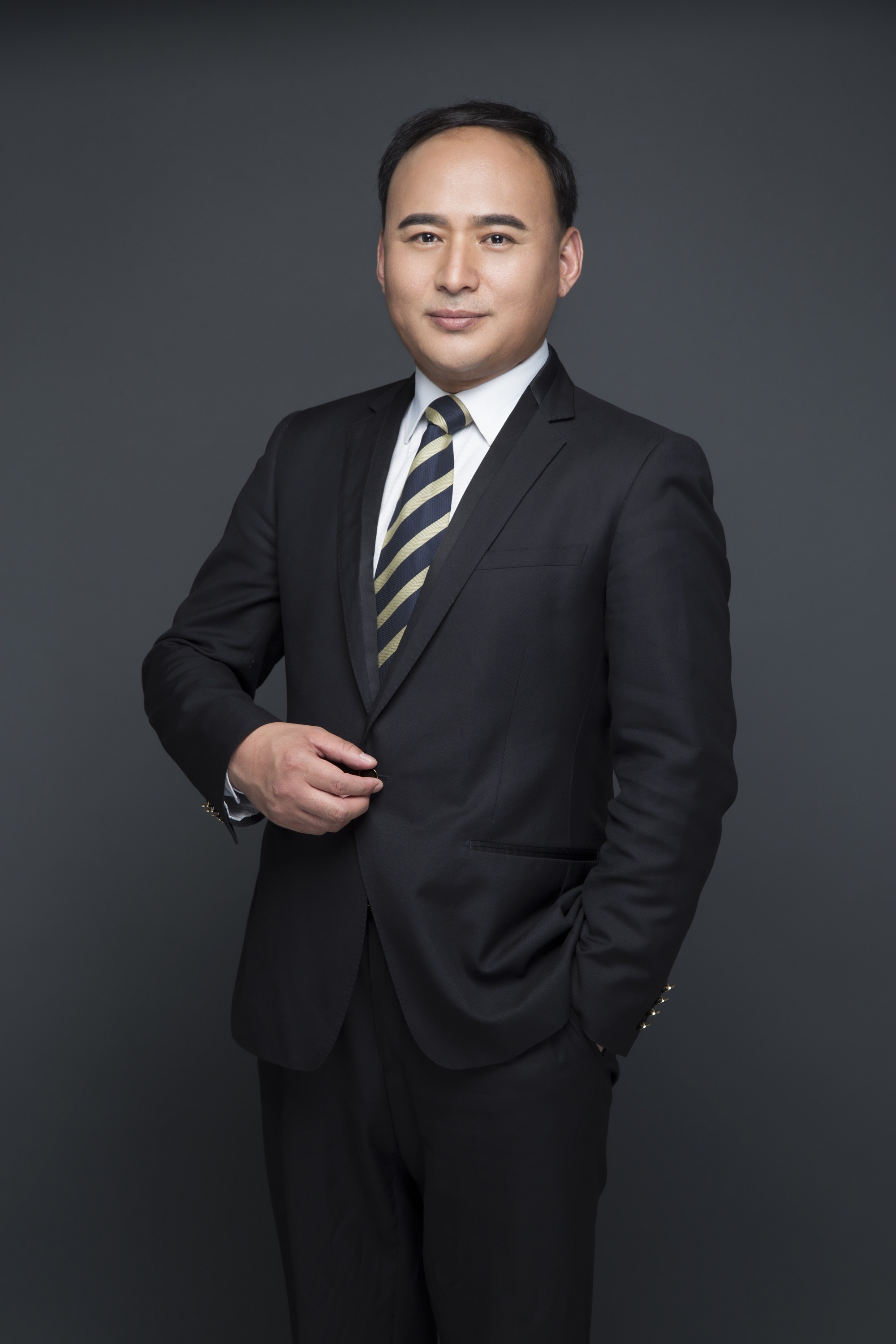 邹杰制片统筹总监